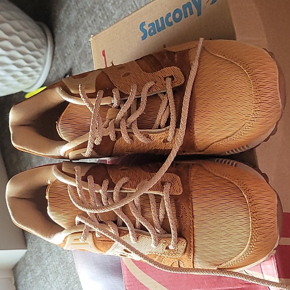 Saucony Grid SD HT (Limited Edition) Men Sz 7 Women Sz 8.5